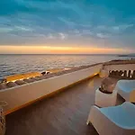 G&g Calabria Couette-café 3*